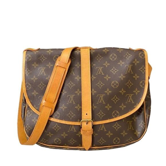 Louis Vuitton Other - Louis Vuitton Monogram Saumur 35 Shoulder/Crossbody Bag 💼 AR0932